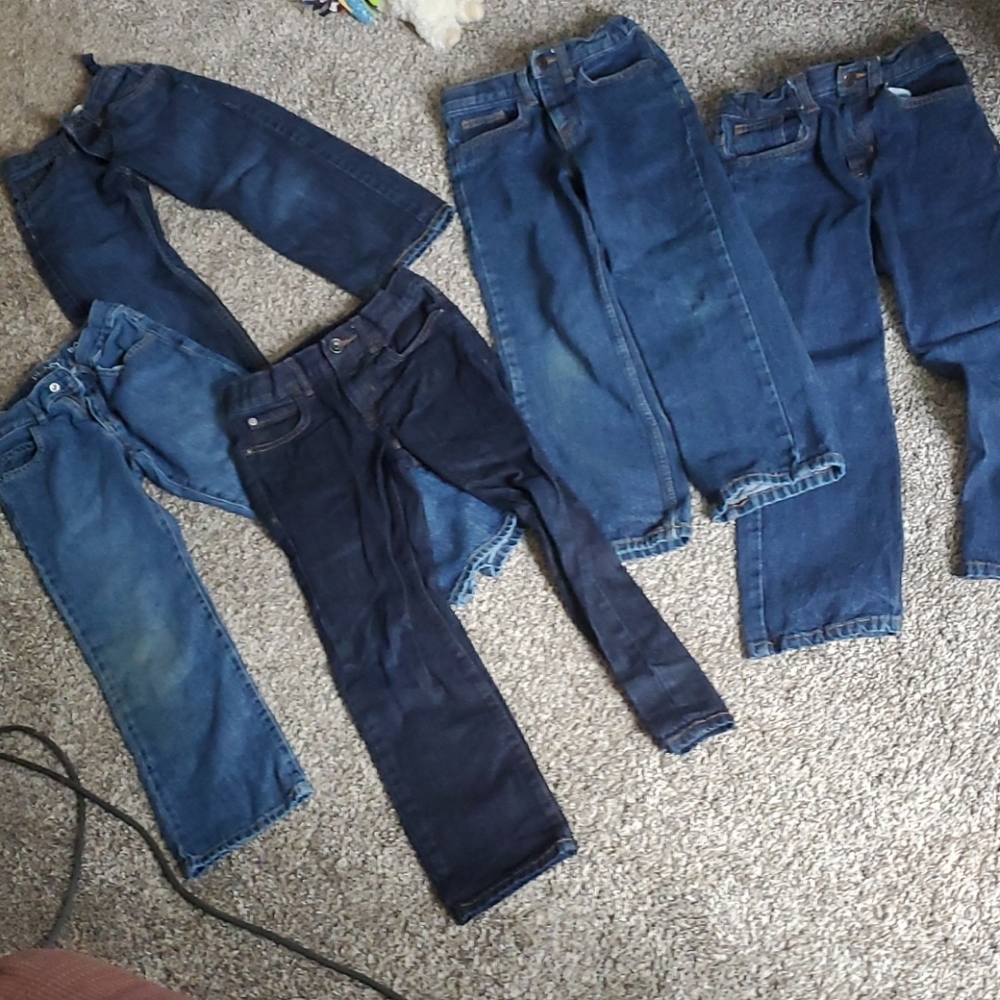 Bundle of size 5 boy's jeans 👖